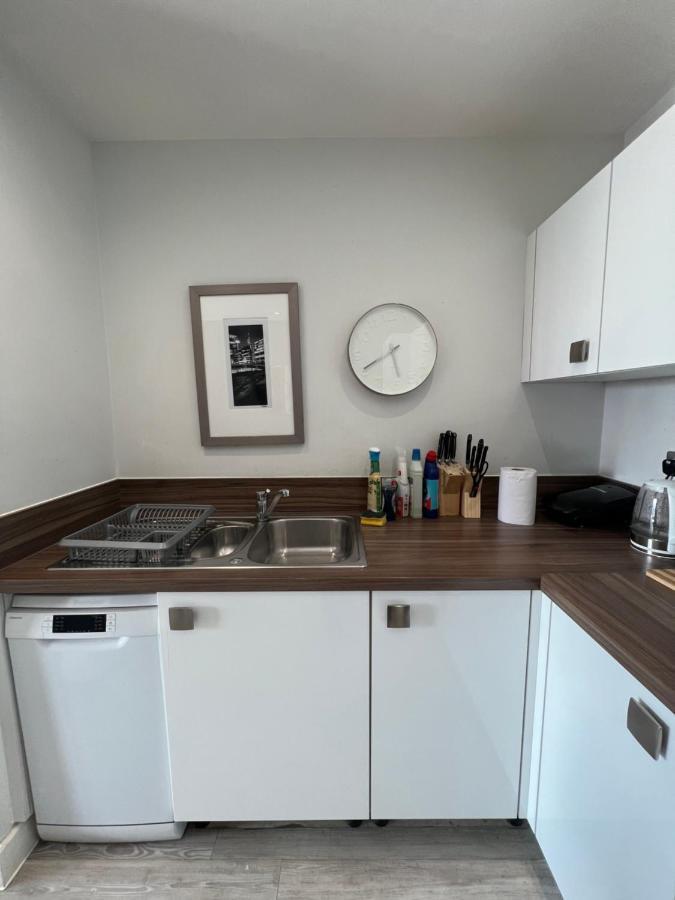 Cityscape Serenity: 10Th Floor Oasis Near City Airport, Excel & 02 Apartment London Luaran gambar
