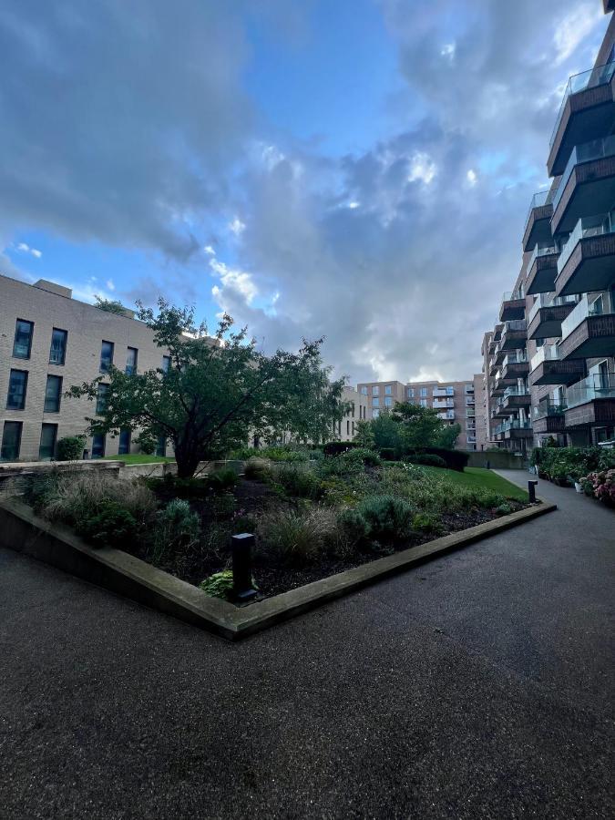 Cityscape Serenity: 10Th Floor Oasis Near City Airport, Excel & 02 Apartment London Luaran gambar